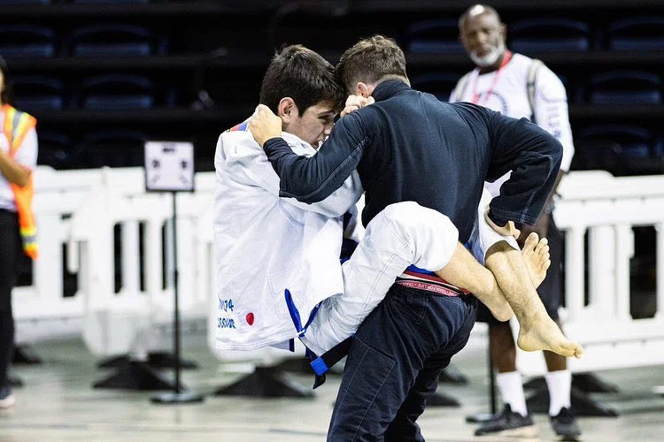 Jiu-Jitsu competitors in action